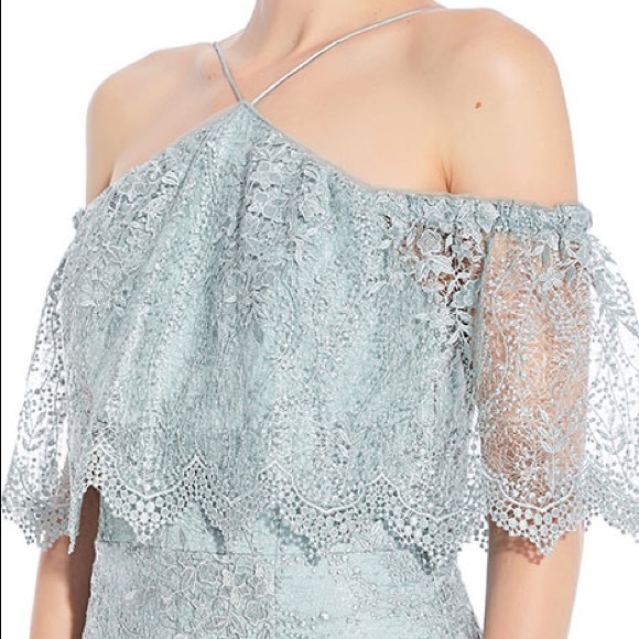 Aidan Mattox- Stunning shimmering halter gown – NWT-Prom or Wedding - Picture 4 of 11